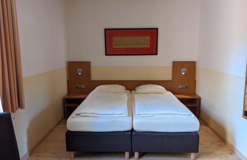 Wintrich Hotel | Hotel & Restaurant Brühler Hof