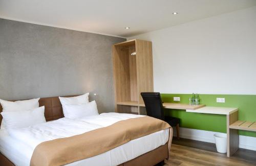 Enkenbach-Alsenborn House | Hotel-Restaurant Kölbl
