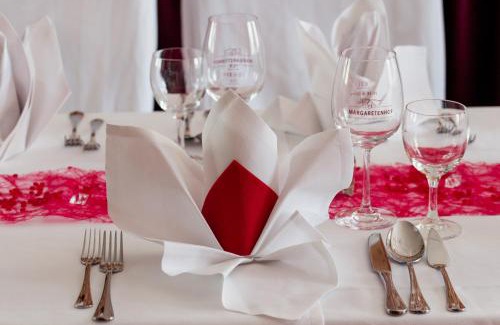 Perleberg Hotel | Hotel & Restaurant "Deutscher Kaiser"