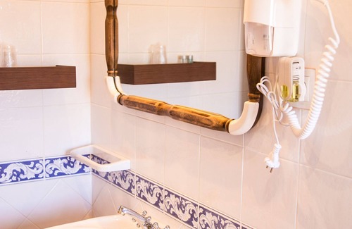 Rioseco de Soria Hotel | Hotel Restaurante Quintanares