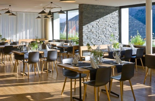 Albinen Hotel | Hotel Restaurant Flaschen