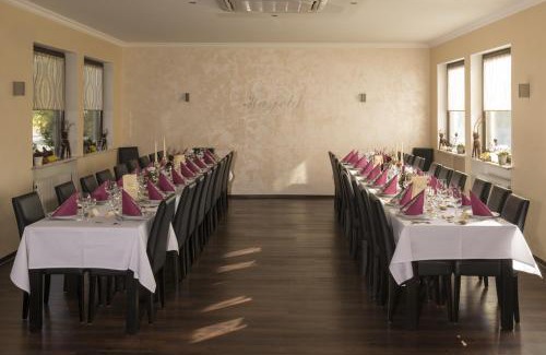 Ueberherrn Hotel | Hotel Restaurant Häsfeld