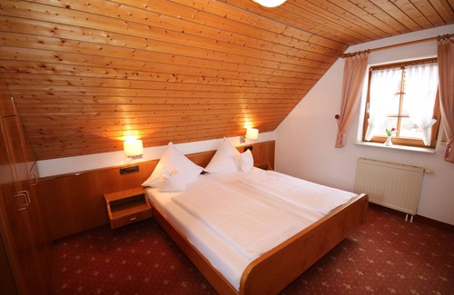 Berghaupten Hotel | Hotel-Restaurant Hirsch Berghaupten