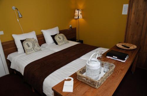 Burdaard Hotel | Hotel Restaurant It posthus