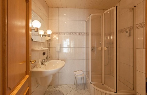 Kestert Hotel | Hotel & Restaurant Krone
