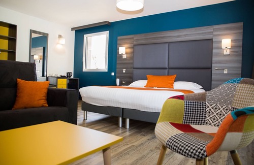 Pierrelatte Hotel | Hotel Restaurant Le Domaine des Oliviers