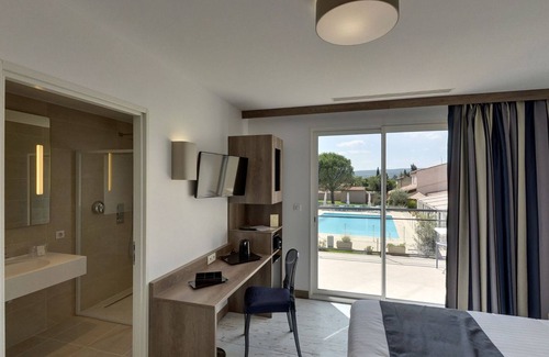 Pierrelatte Hotel | Hotel Restaurant Le Domaine des Oliviers