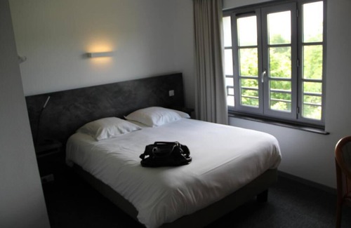 Valence Hotel | Hotel Restaurant Le Tout Va Bien