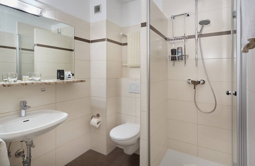 Braeunlingen Hotel | Hotel Restaurant Lindenhof