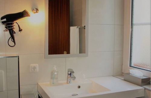 Launsbach Hotel | Hotel-Restaurant Schöne Aussicht