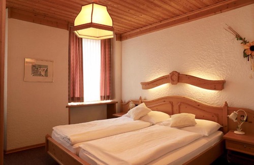 Breitenbach Hotel | Hotel-Restaurant Weisses Kreuz