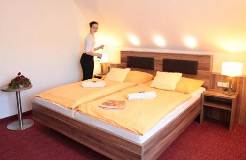 Heeslingen Hotel | Hotel Restaurant Zum Hollengrund