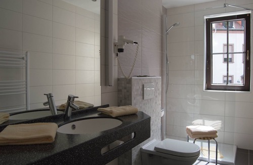 Mettlach Hotel | Hotel Restaurant Zum Schwan