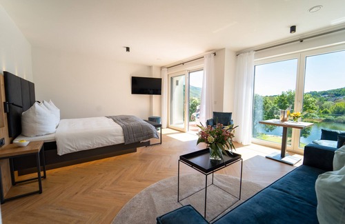 Uerzig Hotel | Hotel & Restaurant ZUR TRAUBE