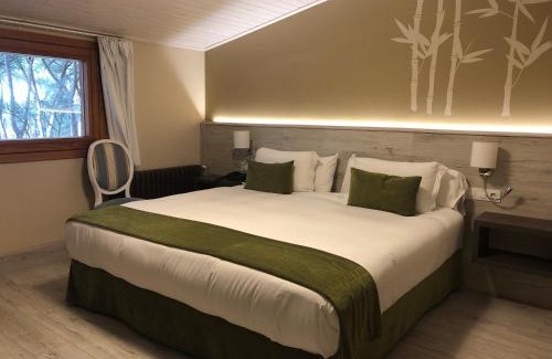 Urbanizacion El Montico Hotel | Hotel Restaurante El Montico