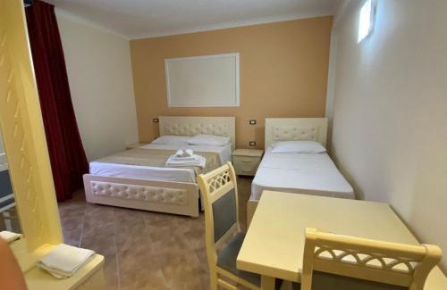 Rade Hotel | Hotel Restorant Pizzeri Anxhelo