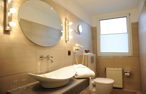 Erkelenz Hotel | Hotel Rheinischer Hof