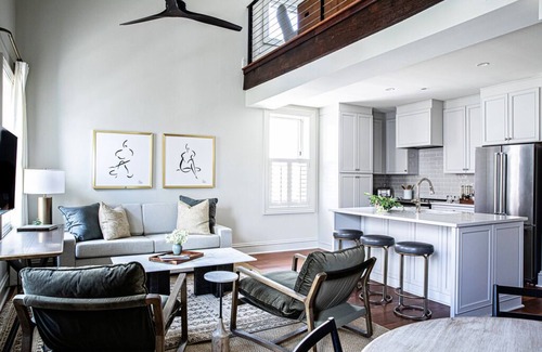 Harleston Village Apartment | Hotel Richemont Simmons Suite 301