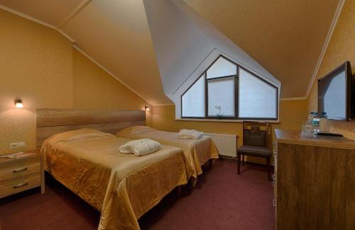 Lysnyky Hotel | Hotel Riders Equides club
