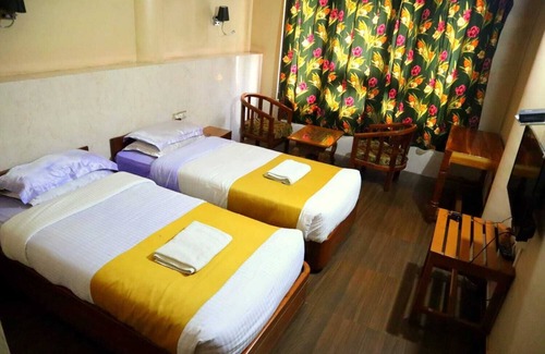 Tura Hotel | Hotel Rikman Continental