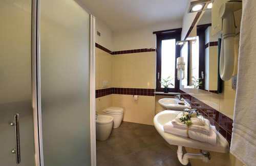Pralormo Hotel | Hotel Rioverde