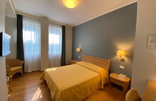 Godega di Sant'Urbano Hotel | Hotel Ristorante Primavera