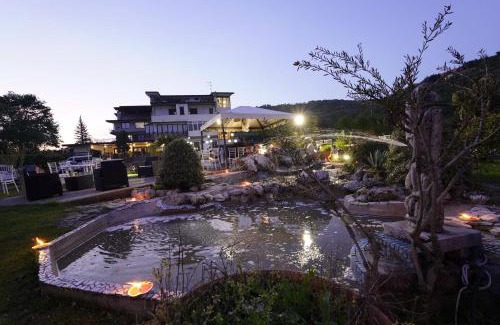 Torre Cajetani Hotel | Hotel Ristorante La Ripa