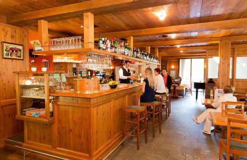 Bosco Gurin Hotel | Hotel Ristorante Walser