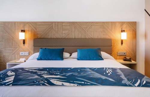 Costa Mujeres Hotel | Hotel Riu Latino - Adults Only - All Inclusive