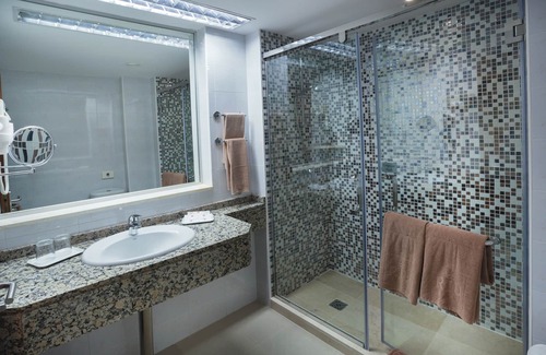 Nerja Hotel | Hotel Riu Monica - Adults Only