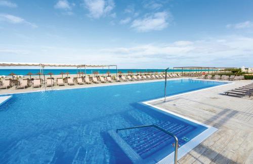 Rabil Hotel | Hotel Riu Palace Boavista - All Inclusive
