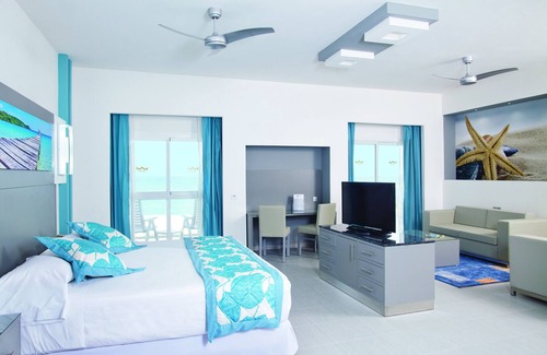 El Farallon del Chiru Resort | Hotel Riu Playa Blanca - All Inclusive