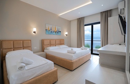 Radhime House | Hotel Roalb