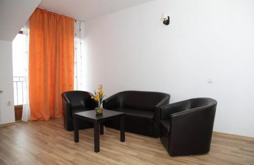 Gaesti Hotel | Hotel Rodiv