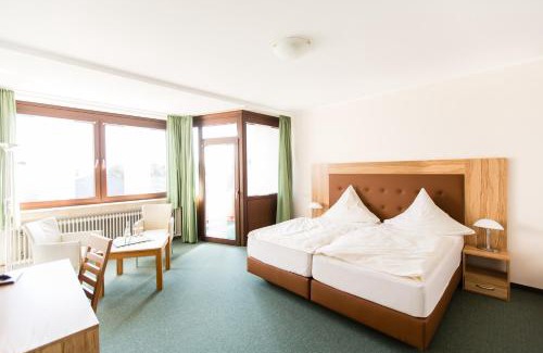 Kommerscheidt Hotel | Hotel Roeb