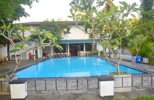 Gampaha House | Hotel Romi Gampaha