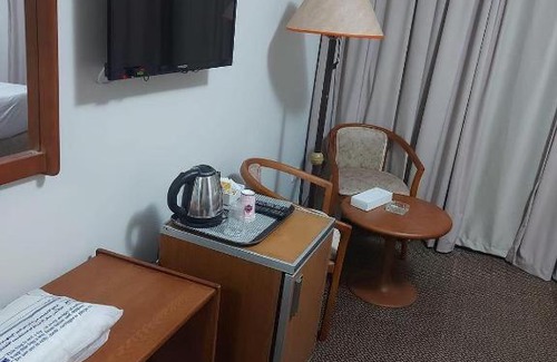 Suez Bed & Breakfast | Hotel Room Sea View -Sweiz Museum