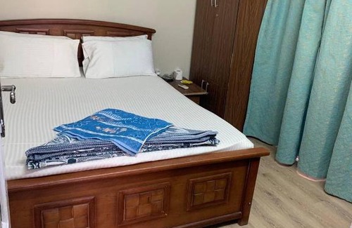 Ismailia Bed & Breakfast | Hotel Room With Breakfast- Ismailia Central Location