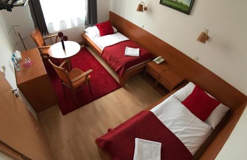 Breclav Hotel | Hotel ROSE Břeclav