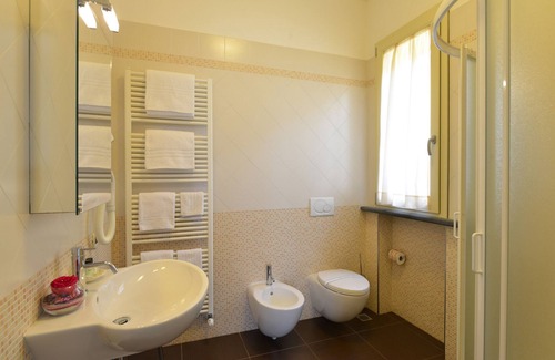 Rosignano Solvay Hotel | Hotel Rosignano