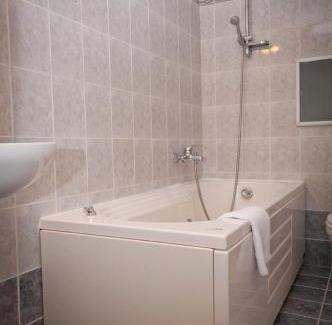 Pleven Hotel | Hotel Rostov