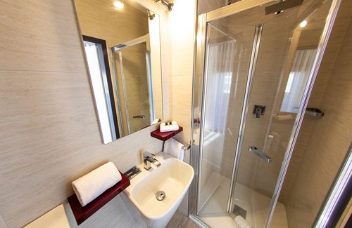 Gordola Hotel | Hotel Rotonda