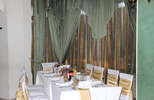 Urziceni Hotel | Hotel Royal 2