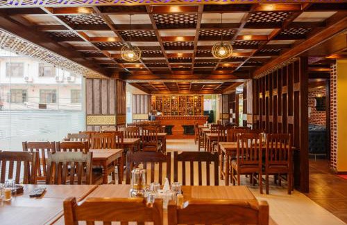 Sinamangal Hotel | Hotel Royal Airport