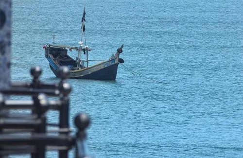 Saint Martin's Island Hotel | Hotel Royal Beach & Restaurant