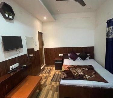 Cooch Behar Hotel | HOTEL ROYAL CiTY KOCH BEHAR