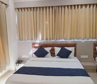 Gandhinagar Hotel | Hotel royal