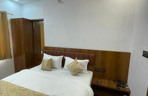 Central Area Hotel | Hotel Royal NX,Udaipur