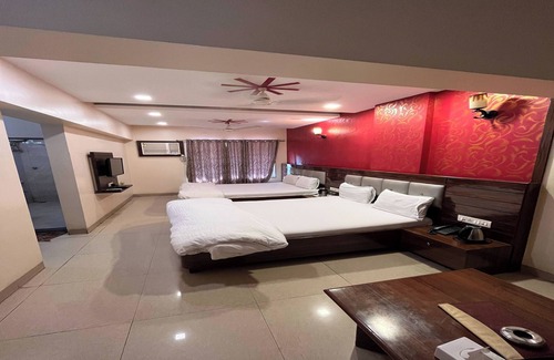Mumbai Hotel | Hotel Royal Park Residency