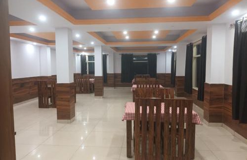Rampur Hotel | Hotel Royal Place